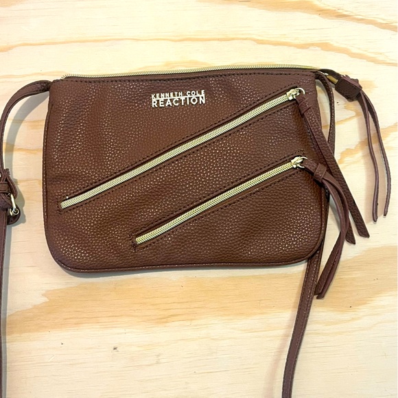 Kenneth Cole Reaction brown Clutch new with tags - Picture 1 of 6